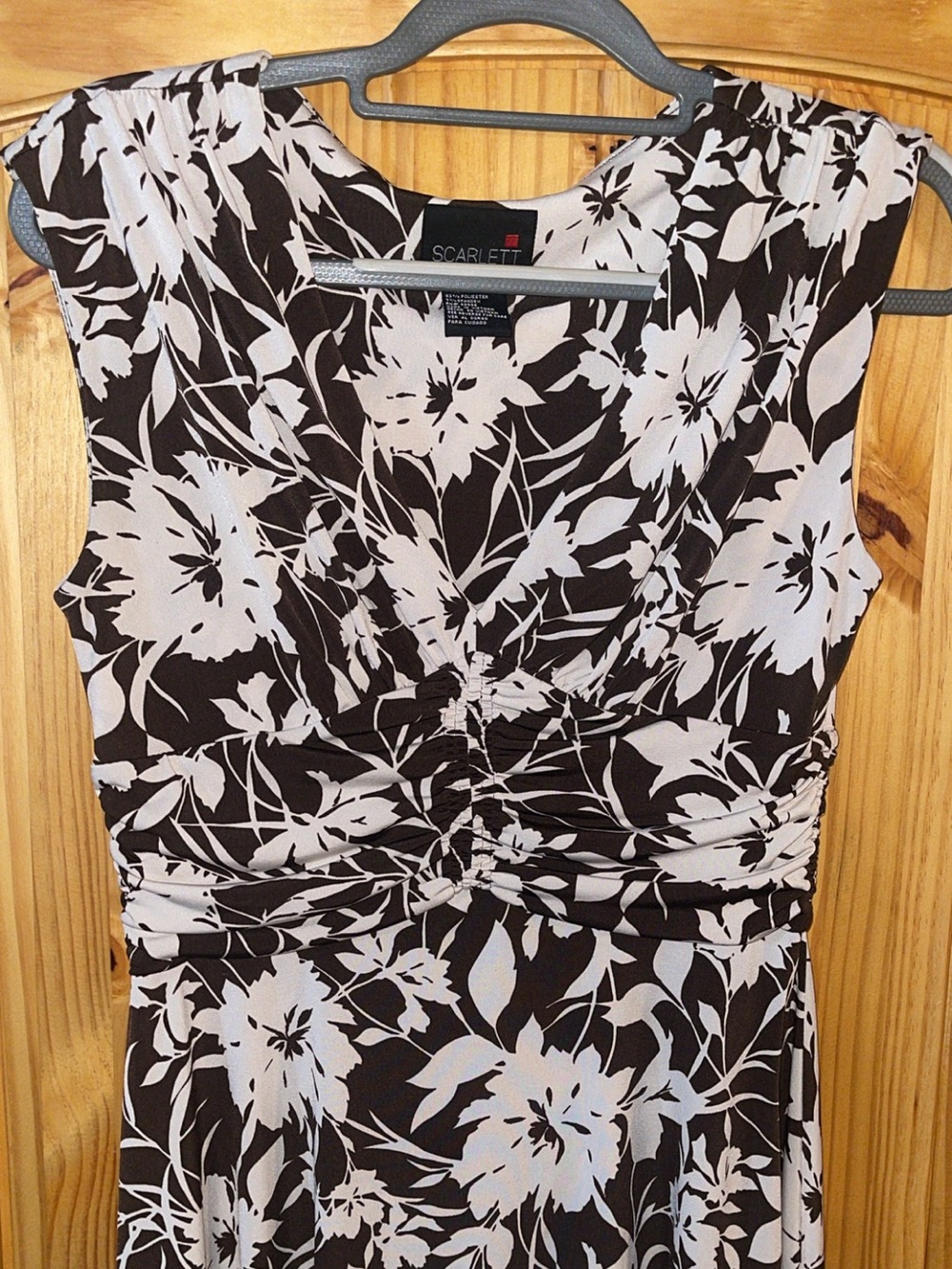 Scarlett Dress - Picture 2 of 4